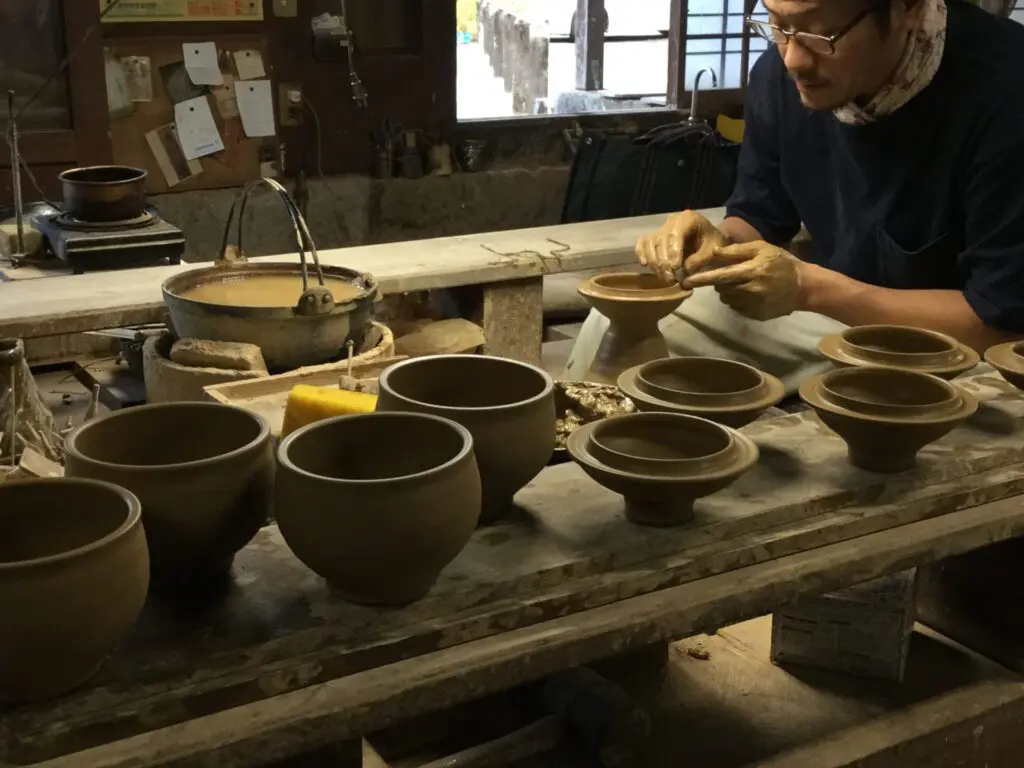 1171  黒薩摩　龍門司焼　黒秞白流　皆具　茶道具　未使用 1171 黒薩摩 龍門司焼 黒秞白流 皆具 茶道具 龍門司焼